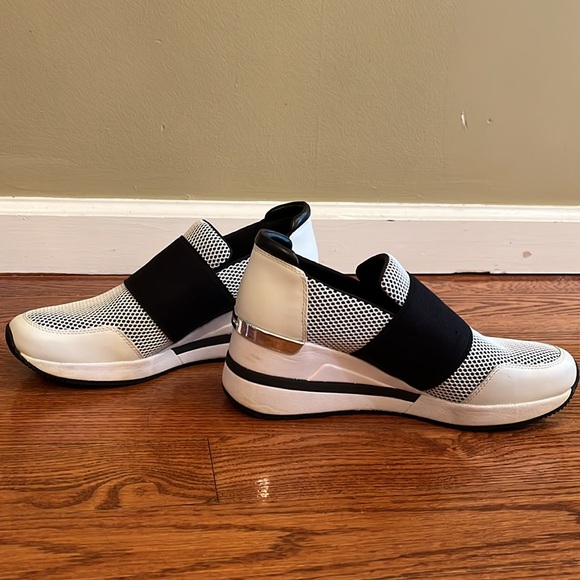 Michael Kors Women’s Slip On Sneaker Trainer - Picture 3 of 6